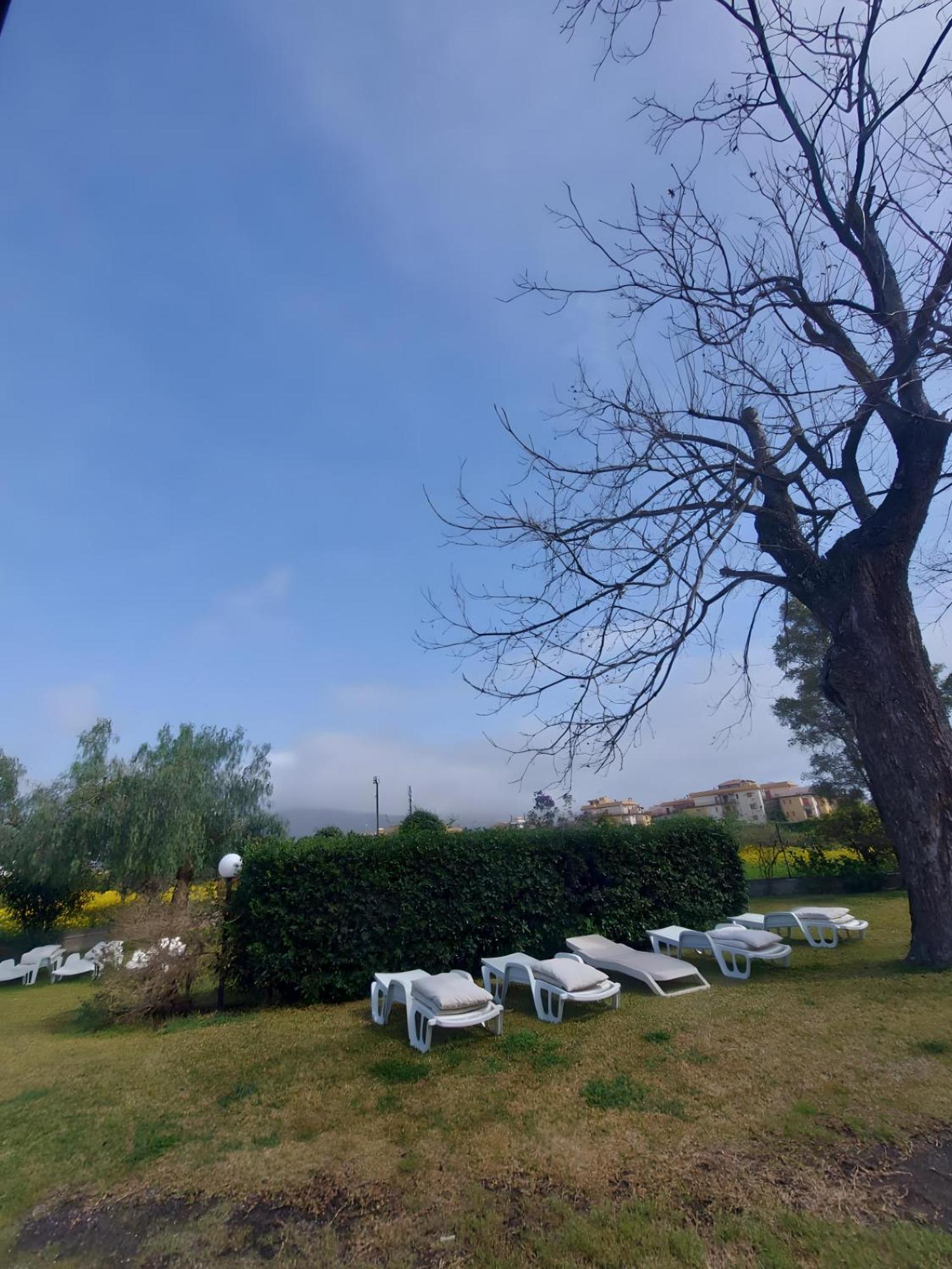 Villa Nadira จีอาร์ดีนี นักซอส ภายนอก รูปภาพ