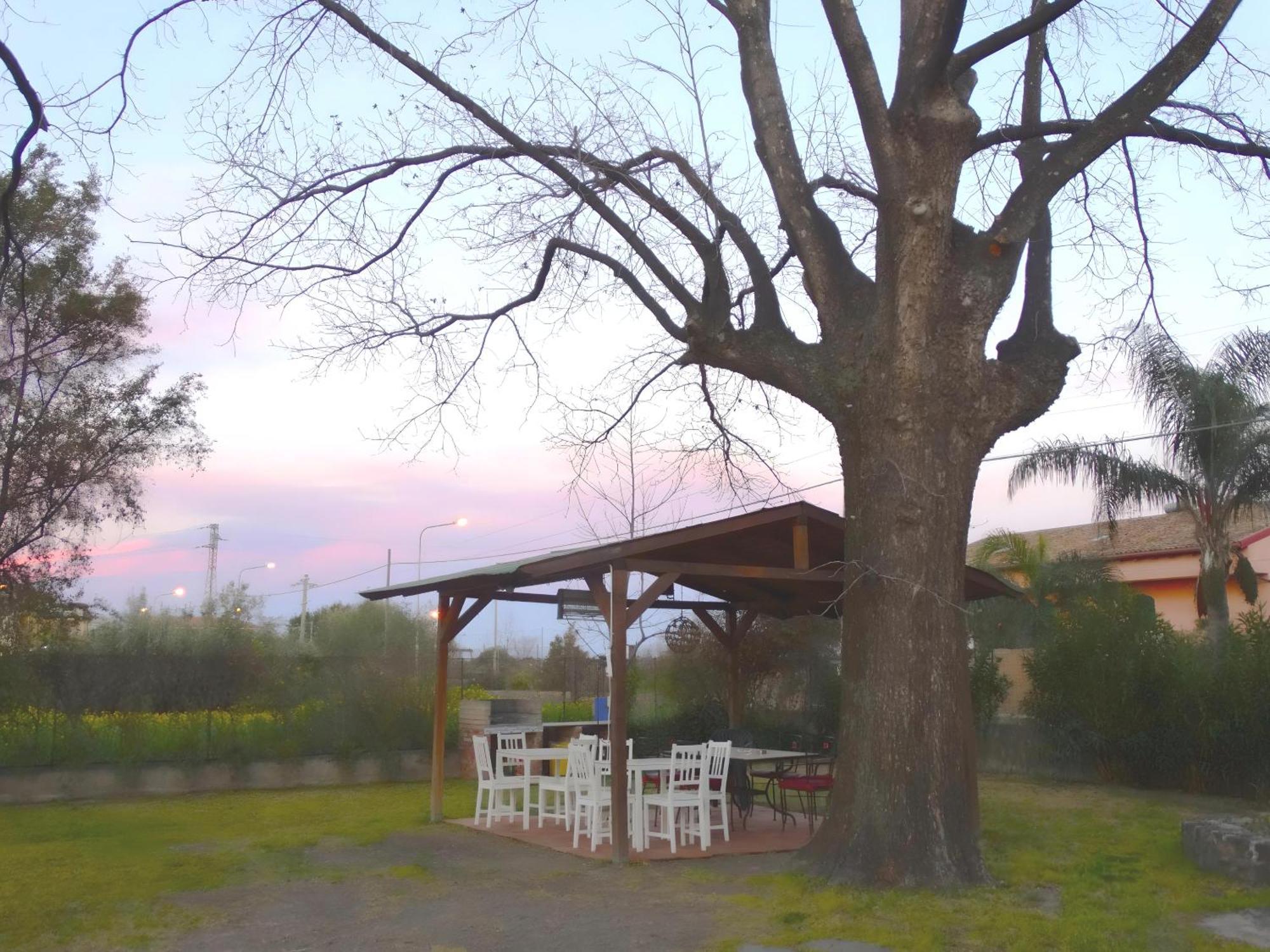 Villa Nadira จีอาร์ดีนี นักซอส ภายนอก รูปภาพ