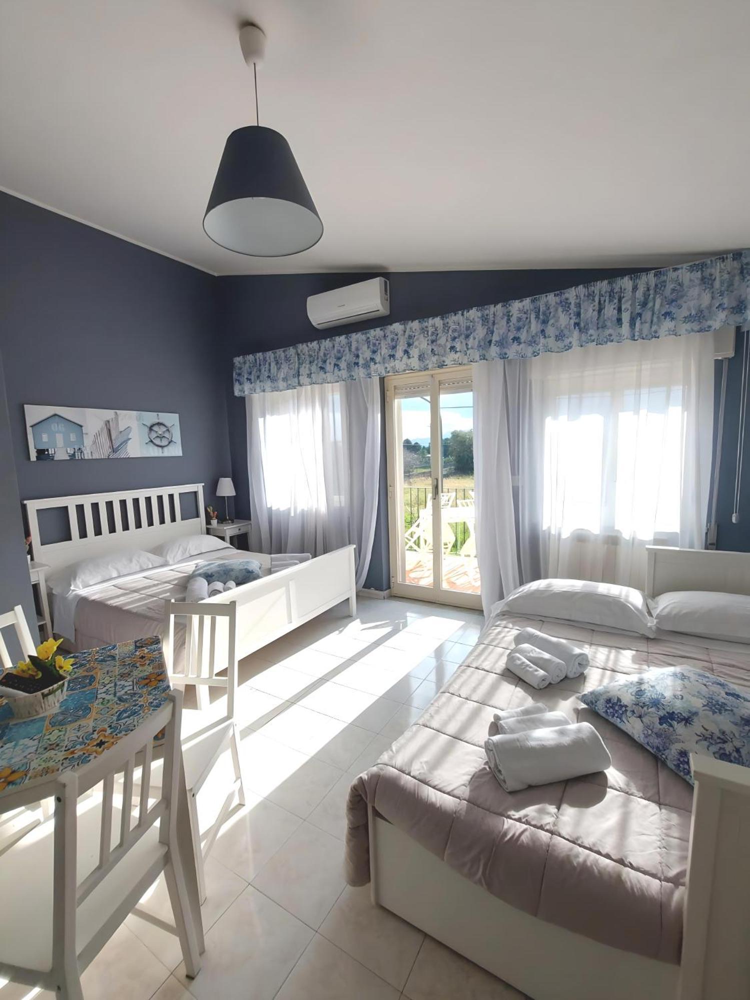 Villa Nadira จีอาร์ดีนี นักซอส ภายนอก รูปภาพ