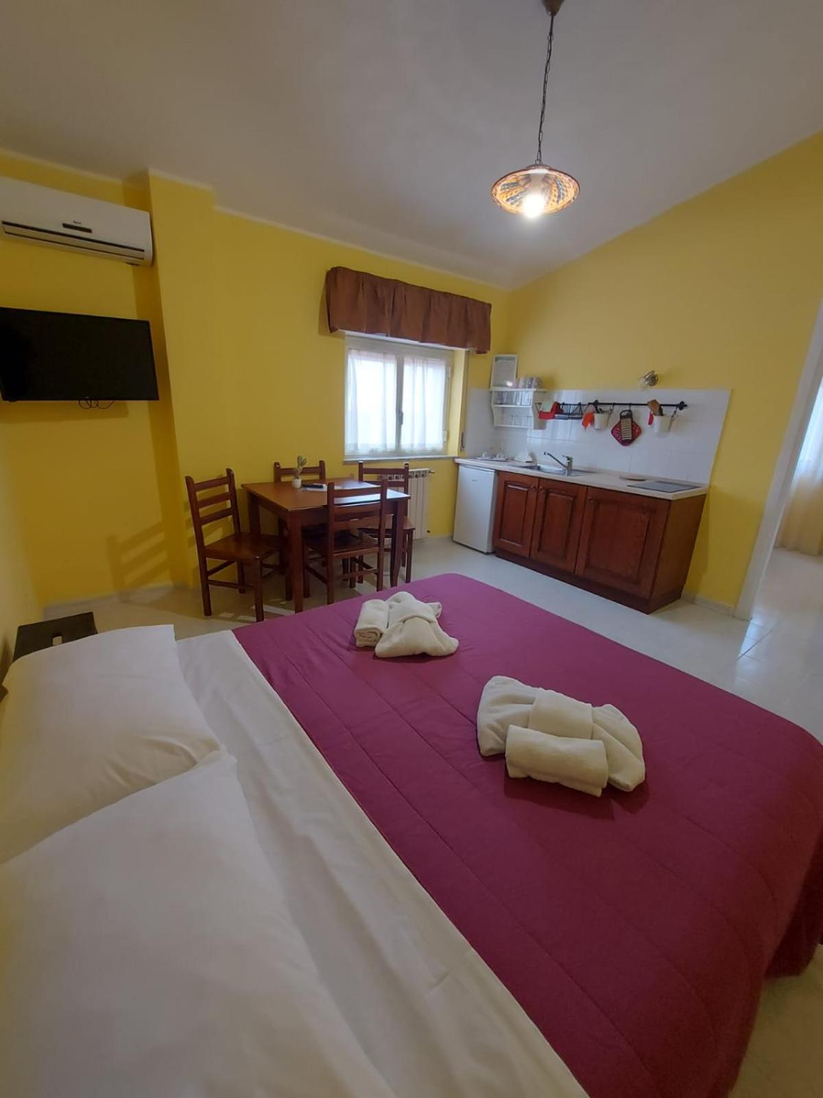 Villa Nadira จีอาร์ดีนี นักซอส ภายนอก รูปภาพ